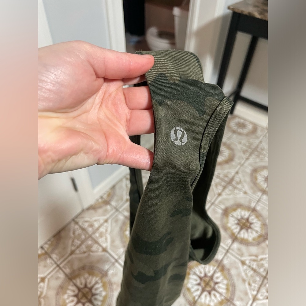 Lululemon Top Bundle ๐ - Picture 7 of 11